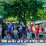 Camping Mobil Spacieux Avec Terrasse Pour 6 Personnes - Api-1-52-1438 Sainte-Eulalie-en-Born
