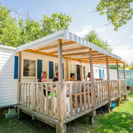 Mobil Spacieux Avec Terrasse Pour 6 Personnes - Api-1-52-1438 Camping
