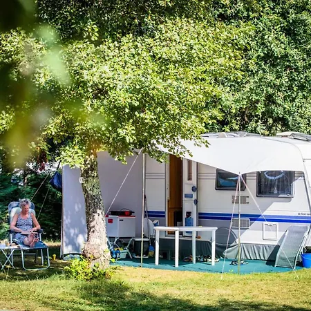 Kemp Mobil Spacieux Avec Terrasse Pour 6 Personnes - Api-1-52-1438